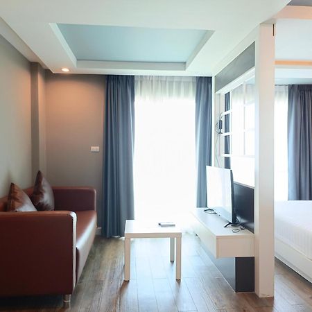 Wisdom Hotel & Residence Районг Экстерьер фото